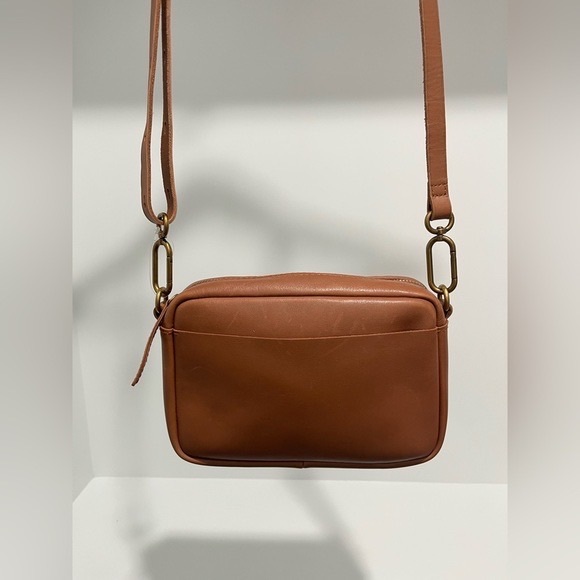 Madewell $138 Leather Carabiner Medium Crossbody Bag Dried Maple NM966 NWT - Picture 5 of 6